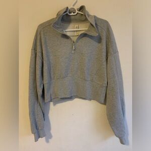 ALO Yoga Gray Fleece Cropped Logo Hoodie Women’s Size L